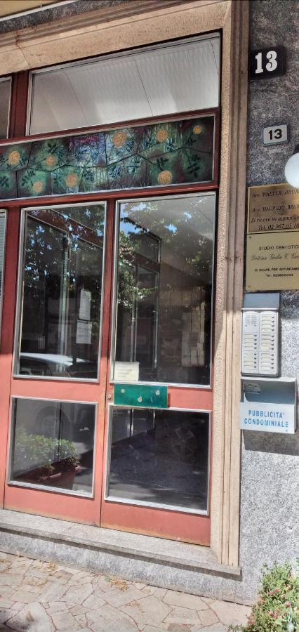 L'Appartamento Della Stazione Di Saronno Extérieur photo